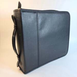 Case Logic CD DVD Holder 16 Pages Holds 224 Zippered Binder Black Large